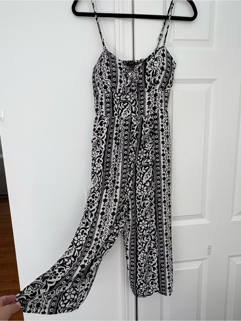 AS U WISH Black White Floral Wide Leg Tie Front Jumpsuit